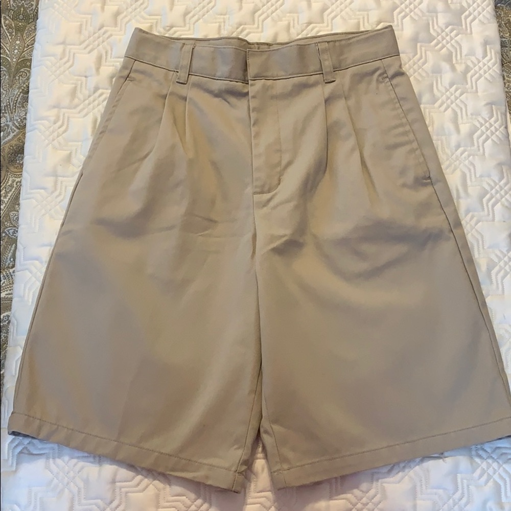 NWOT boys khaki shorts